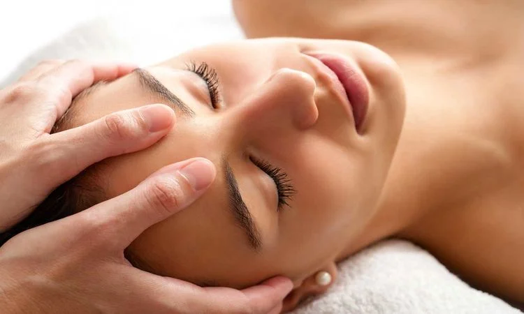 خدمات رفلکسوتراپی